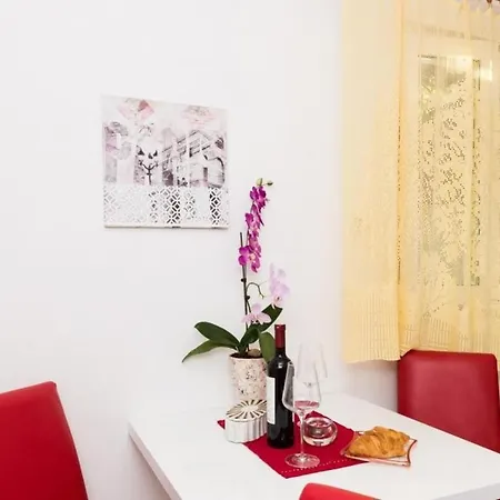 Santa- One Bedroom With Terrace And Fort View